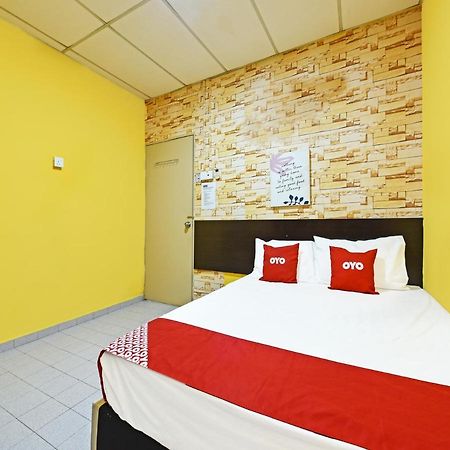 Oyo 90363 Nyamanya Inn Kuantan Eksteriør billede