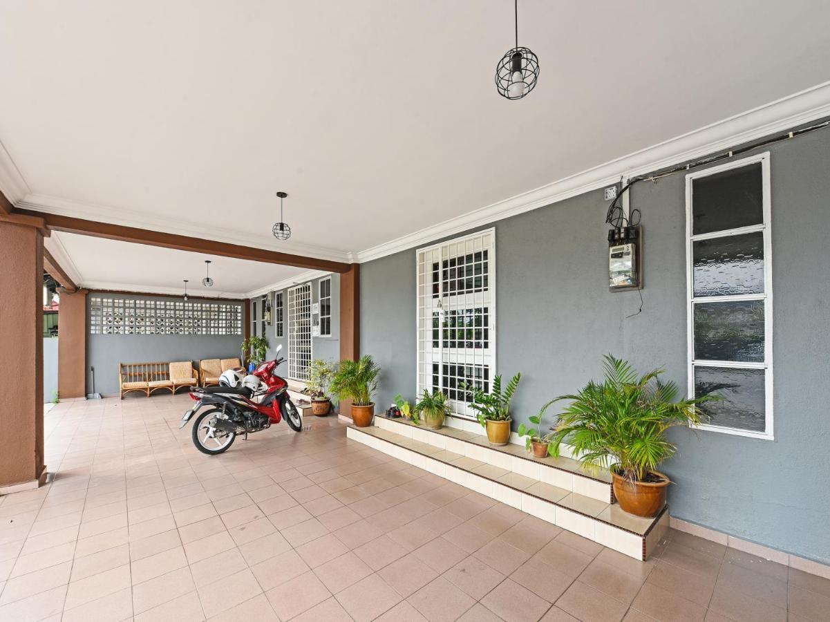 Oyo 90363 Nyamanya Inn Kuantan Eksteriør billede