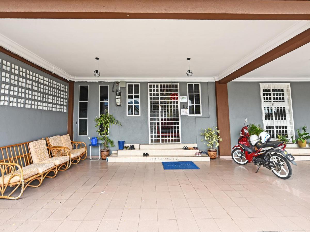 Oyo 90363 Nyamanya Inn Kuantan Eksteriør billede